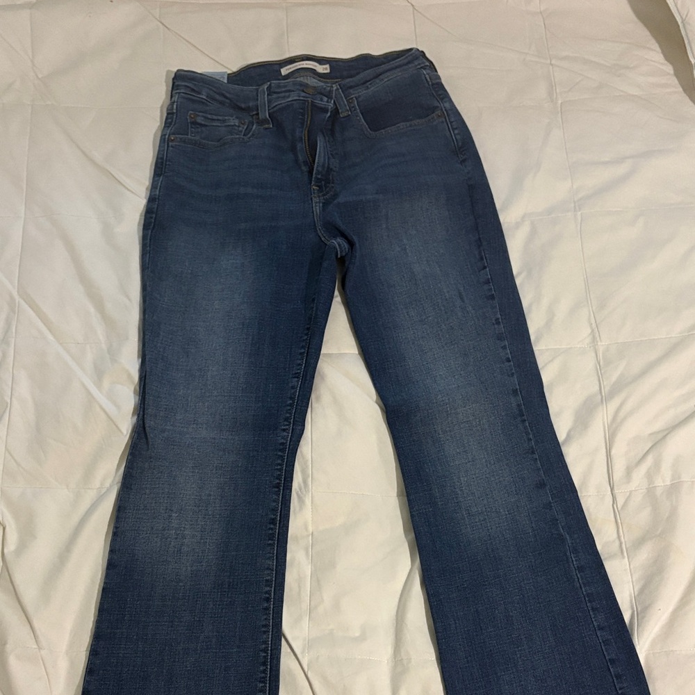 Levis Flared Women's Jeans